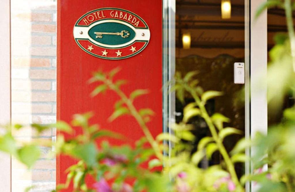 Hotel Gabarda Carpi Eksteriør billede